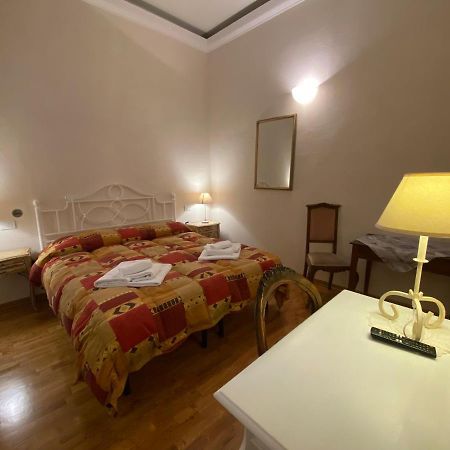 Bed and Breakfast Relais Del Duomo Florencia Exterior foto