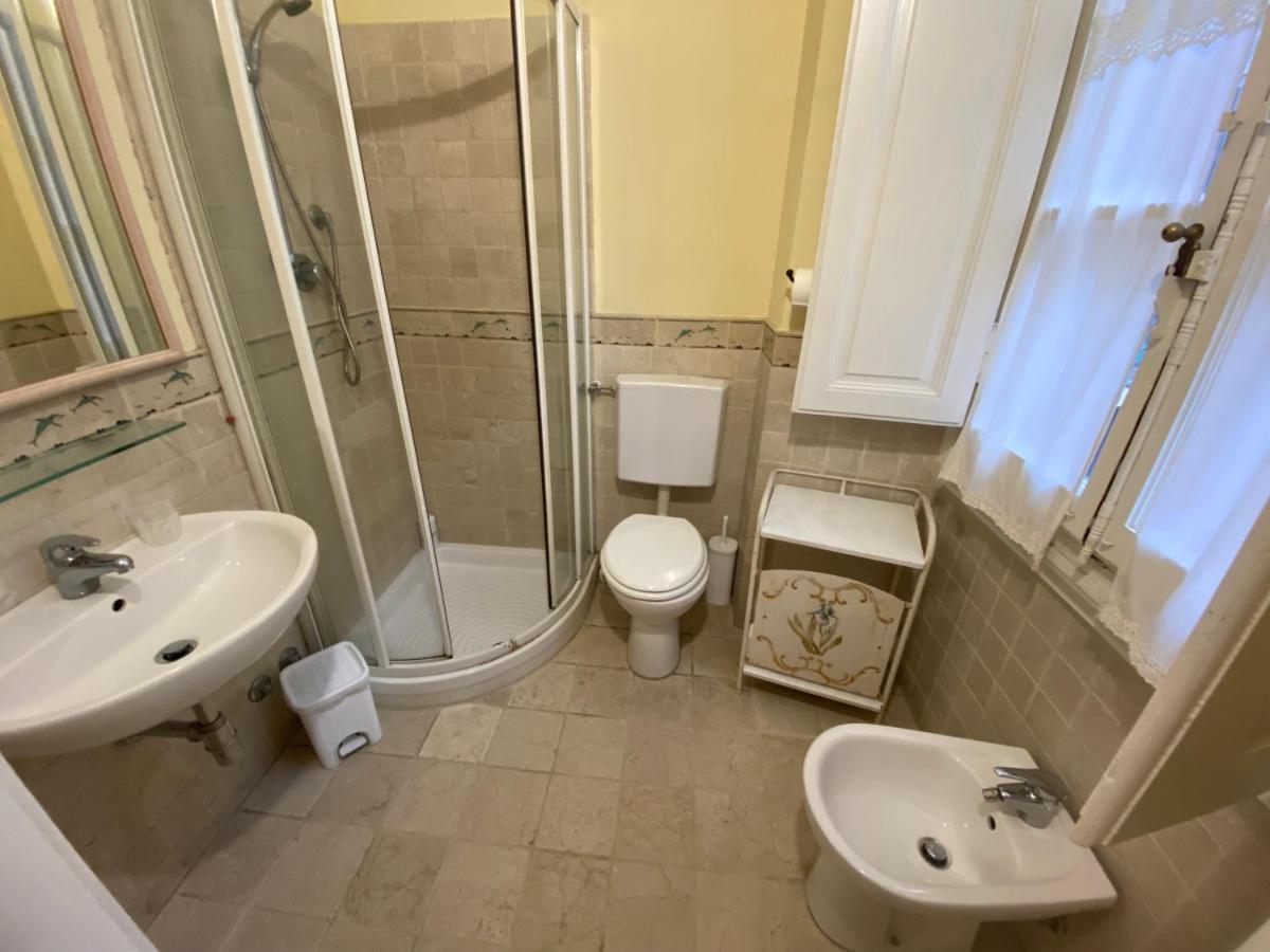 Bed and Breakfast Relais Del Duomo Florencia Exterior foto