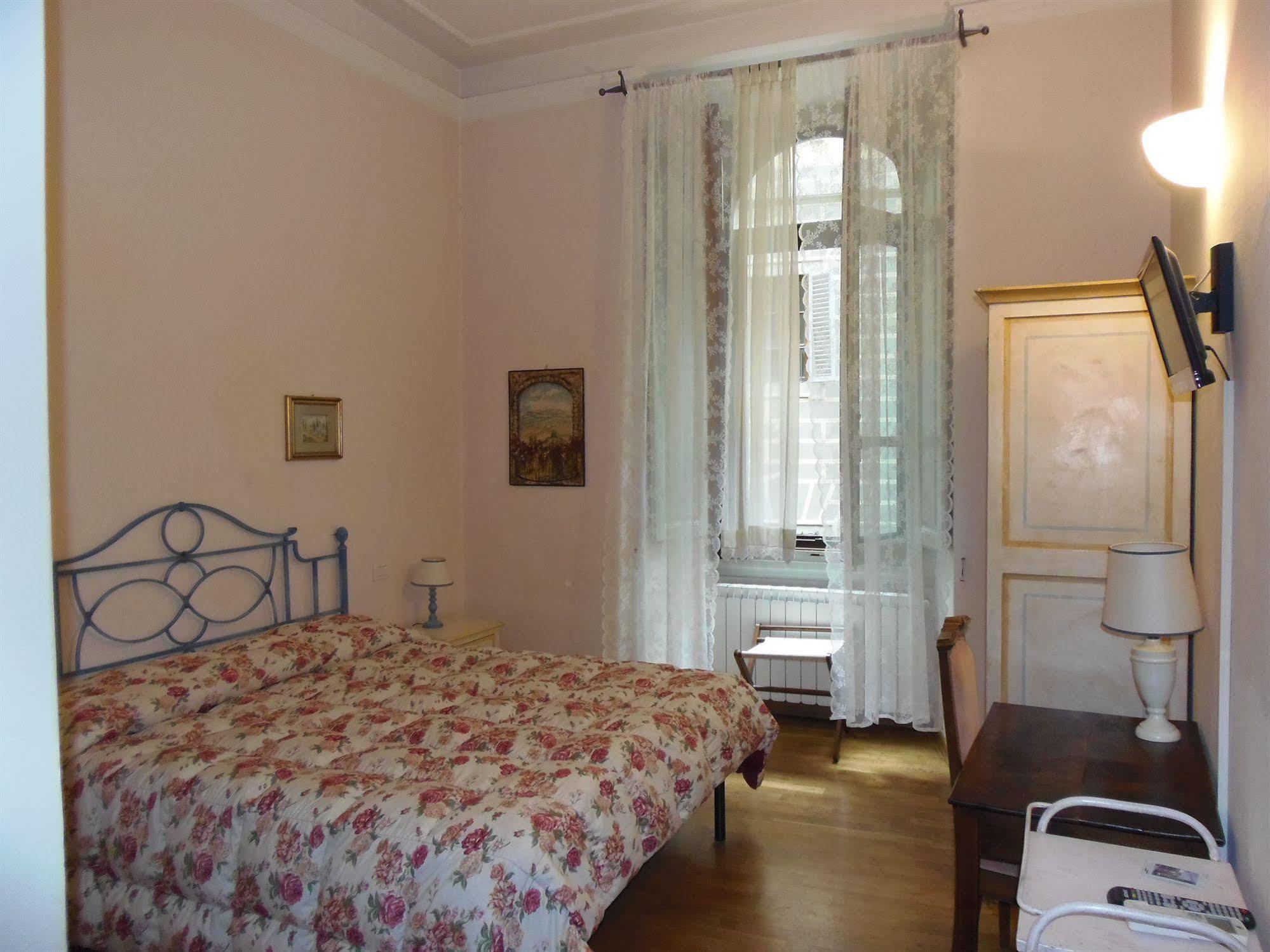Bed and Breakfast Relais Del Duomo Florencia Exterior foto